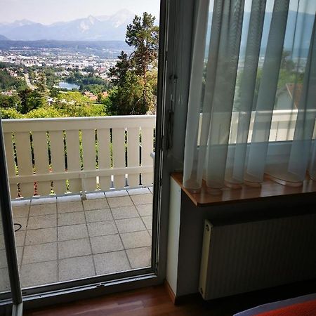 Großzügige Wohnung in wunderbarer Aussichtslage Villach Exterior foto