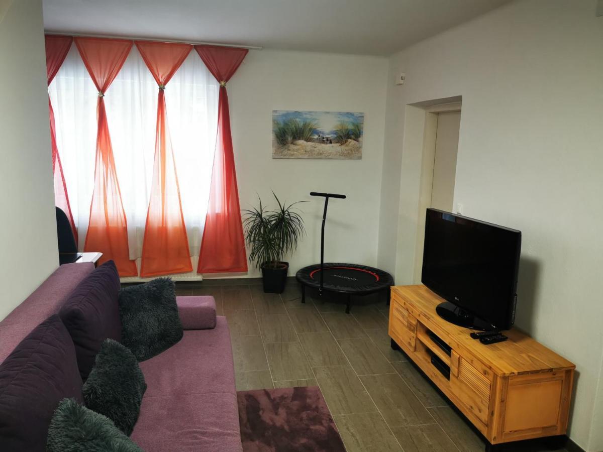 Großzügige Wohnung in wunderbarer Aussichtslage Villach Exterior foto